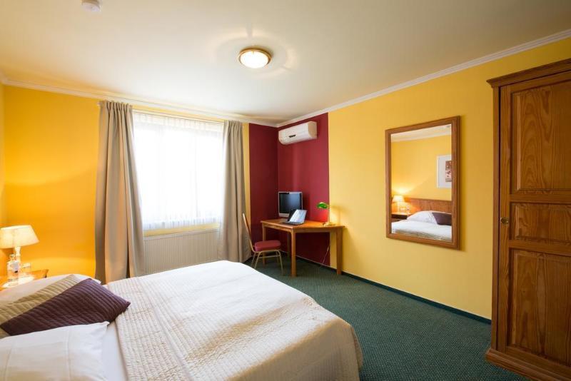 Hotel Toskana Wiesbaden Exterior photo